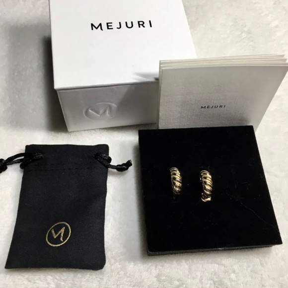 Mejuri Earrings  golden tone